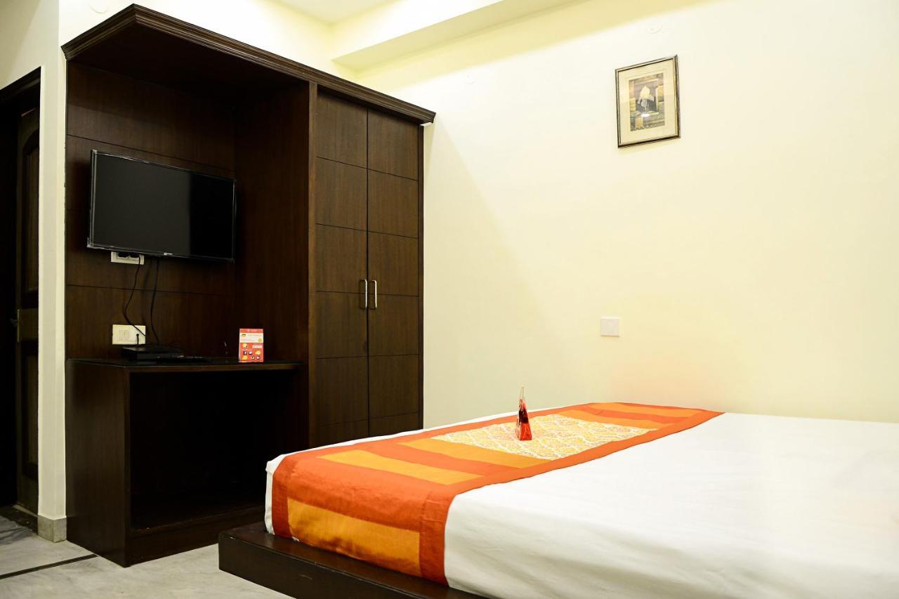 Centra Inn New Delhi Exteriör bild