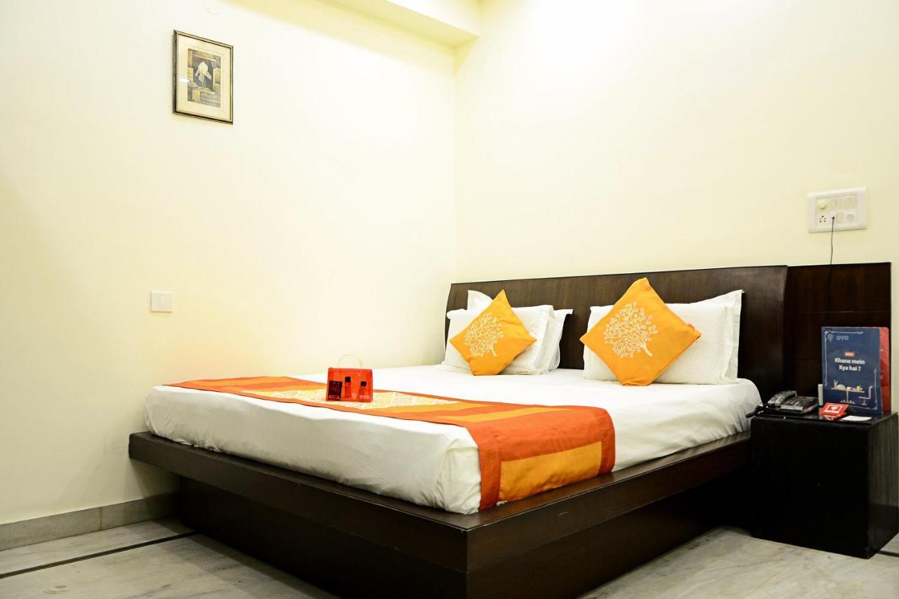 Centra Inn New Delhi Exteriör bild