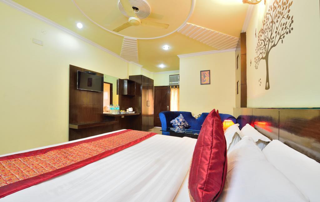 Centra Inn New Delhi Exteriör bild